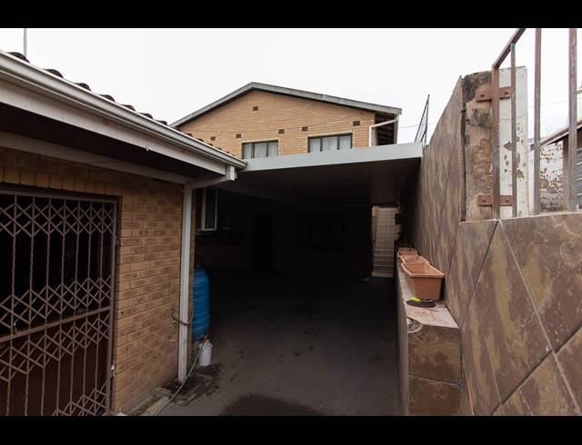 3 BEDROOM HOUSE FOR SALE IN WESTCLIFF